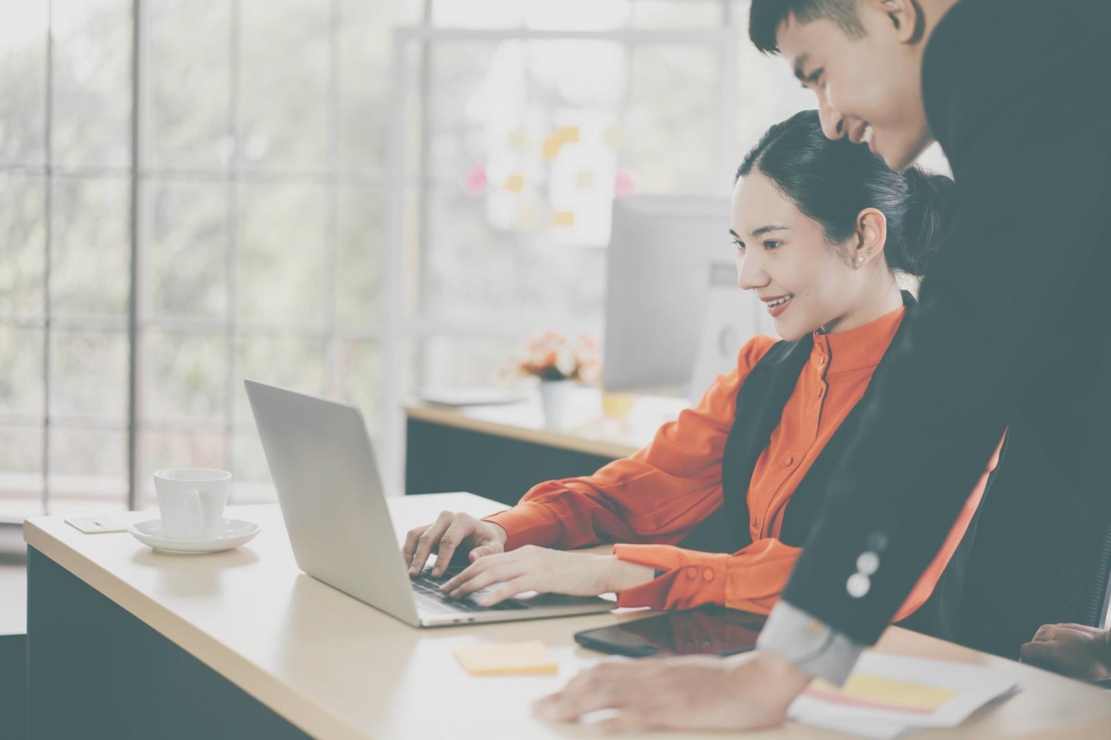 Interface de la plateforme d'apprentissage SEO sur ordinateur de bureau